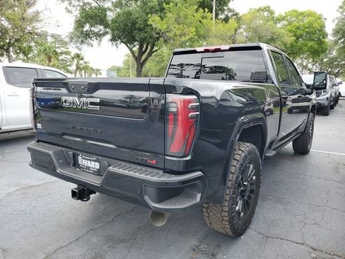 New 2026 GMC Sierra 2500 AT4 w/ AT4 Premium Plus Package AWD/4WD image 5