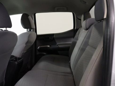 Certified 2022 Toyota Tacoma SR5 RWD image 31