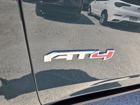 New 2026 GMC Yukon AT4 w/ AT4 Premium Plus Package image 3