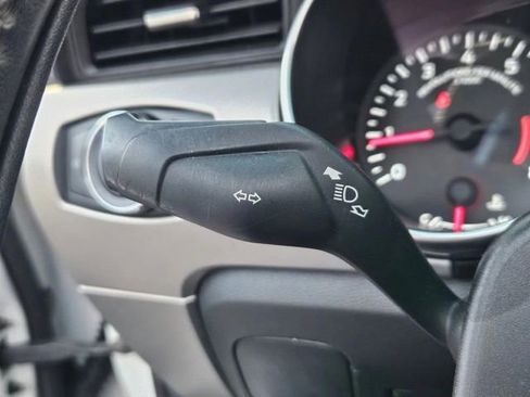 Used 2020 Ford Mustang Premium image 3