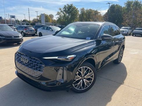 New 2025 Audi Q5 Premium Plus image 3