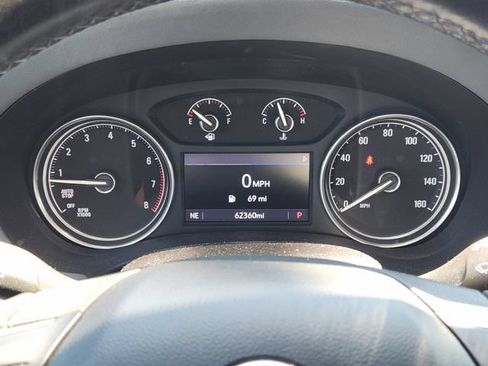 Used 2021 Buick Enclave Essence w/ Sport Touring Edition FWD image 13