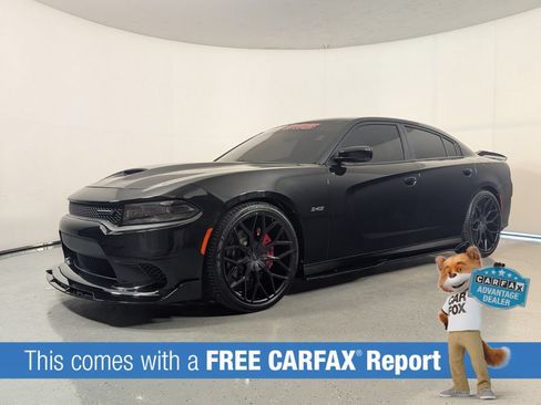 Used 2023 Dodge Charger R/T RWD image 3