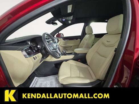 Used 2019 Cadillac XT5 Premium Luxury image 9