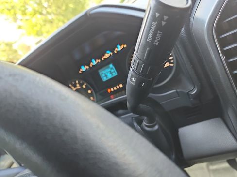 Used 2017 Ford F150 XLT AWD/4WD image 24
