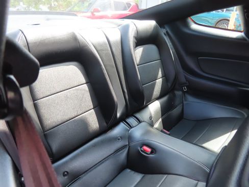 Used 2022 Ford Mustang Mach 1 w/ Mach 1 Handling Package RWD image 34