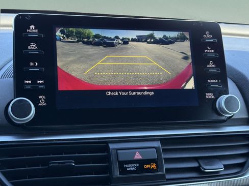 Used 2020 Honda Accord Sport image 9
