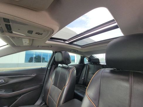 Used 2017 Chevrolet Impala Premier w/ Enhanced Convenience Package image 6