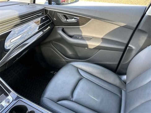 Used 2023 Audi Q7 2.0T Premium w/ Convenience Package image 33
