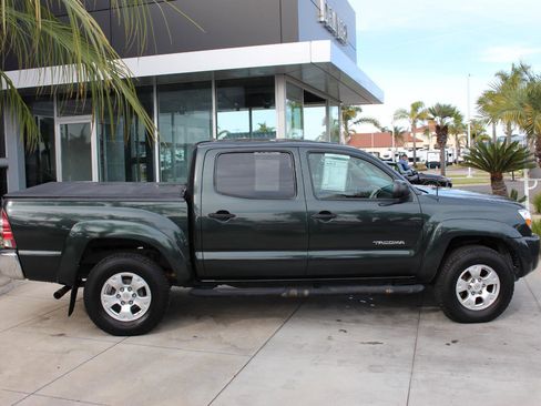 Used 2011 Toyota Tacoma 4x4 Double Cab image 10