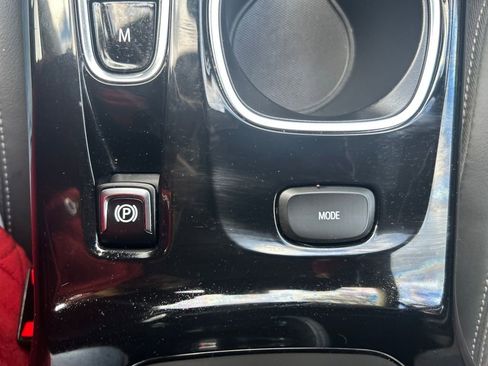 Certified 2023 Buick Envision Preferred w/ Sport Touring Package image 38