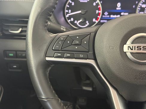 Used 2023 Nissan Sentra SV FWD image 12