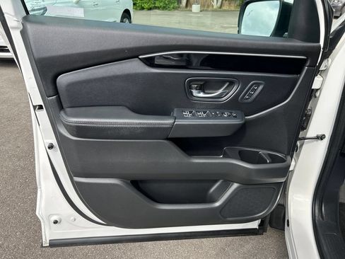 Used 2023 Honda Pilot EX-L image 27
