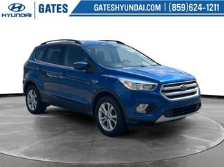 Used 2018 Ford Escape SE AWD/4WD video 1