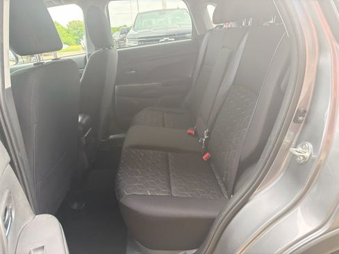 Used 2025 Mitsubishi Outlander Sport AWD image 25