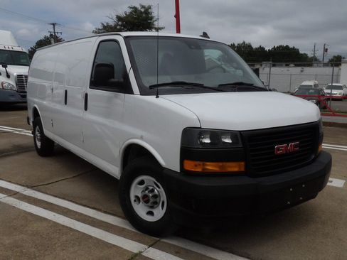 Used 2020 GMC Savana 2500 Extended w/ Driver Convenience Package RWD image 1