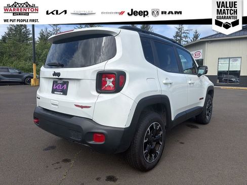 Used 2023 Jeep Renegade Trailhawk AWD/4WD image 7
