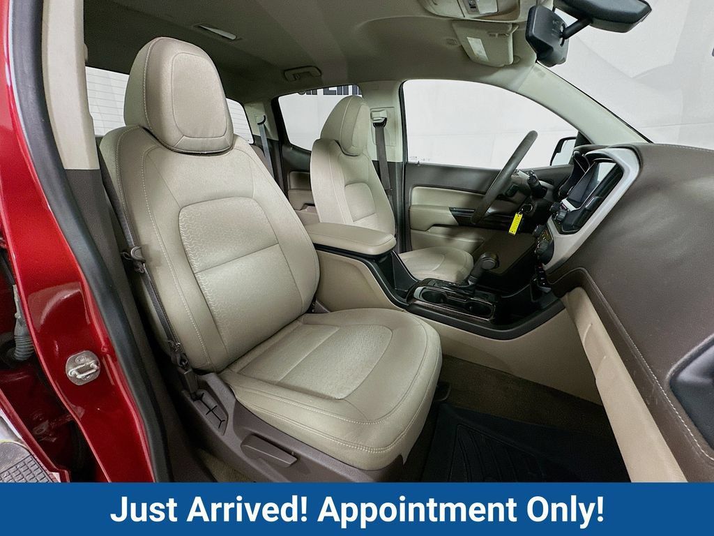 Used 2016 GMC Canyon SLE RWD image 29