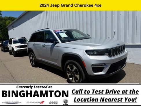 Used 2024 Jeep Grand Cherokee Limited 4xe AWD/4WD image 3