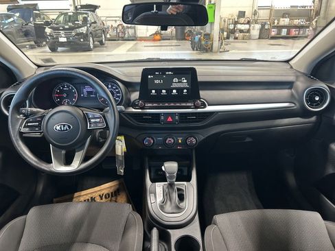 Certified 2020 Kia Forte LXS image 16