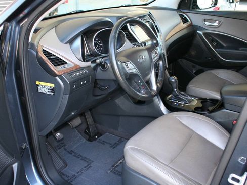 Used 2017 Hyundai Santa Fe FWD w/ Cargo Package image 13