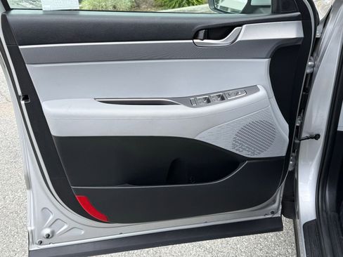 Used 2022 Hyundai Palisade SEL FWD image 19
