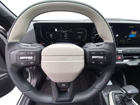New 2025 Kia K4 GT-Line Turbo FWD image 9