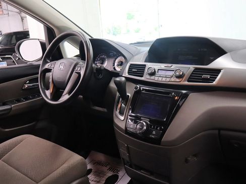 Used 2015 Honda Odyssey EX image 26