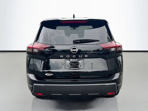 Certified 2025 Nissan Rogue SV FWD image 7