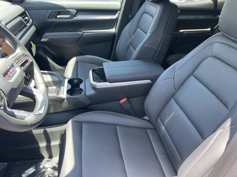 New 2026 GMC Terrain Elevation w/ Elevation Premium Package FWD image 21