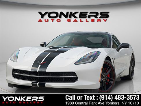 Used 2015 Chevrolet Corvette Stingray Coupe w/ Pacific Design Package image 21