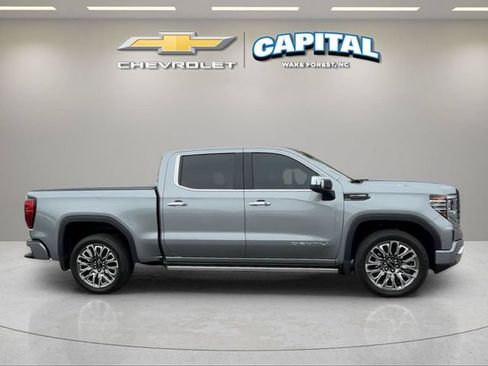 Used 2025 GMC Sierra 1500 Denali Ultimate AWD/4WD image 6
