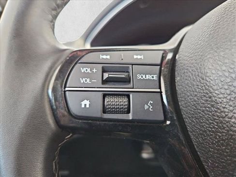 Used 2024 Honda Civic EX-L image 25