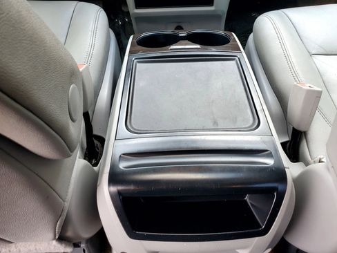 Used 2015 Toyota Sienna XLE FWD image 36