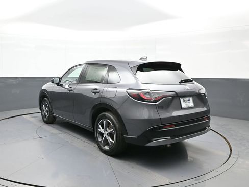 Used 2024 Honda HR-V EX-L image 8