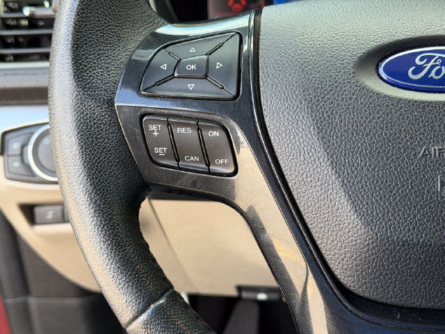 Used 2018 Ford Explorer XLT w/ Equipment Group 202A FWD image 10