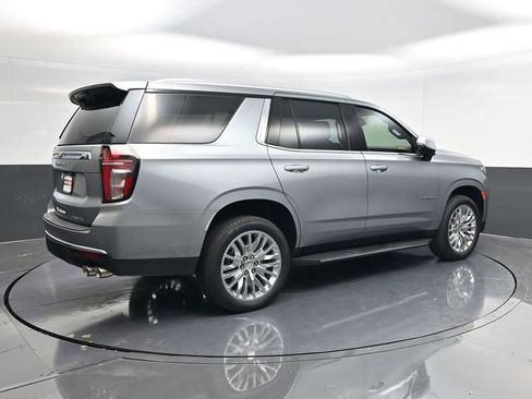 Used 2024 Chevrolet Tahoe Premier w/ Premium Package AWD/4WD image 3