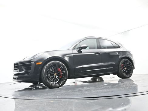 Certified 2024 Porsche Macan GTS AWD/4WD image 47