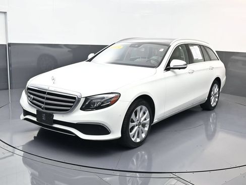 Used 2019 Mercedes-Benz E 450 4MATIC Wagon image 1