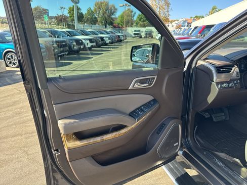 Used 2016 GMC Yukon Denali w/ Open Road Package AWD/4WD image 7