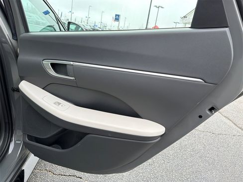 Used 2023 Hyundai Sonata SEL image 16
