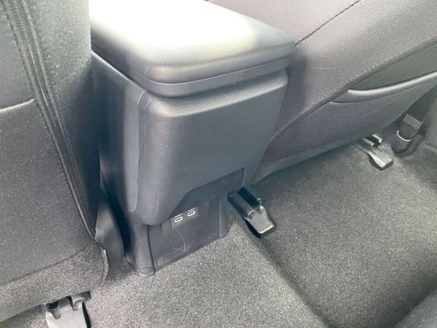 Used 2025 Toyota Prius LE image 24