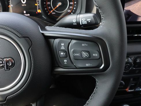 New 2026 Jeep Gladiator Sport AWD/4WD image 26