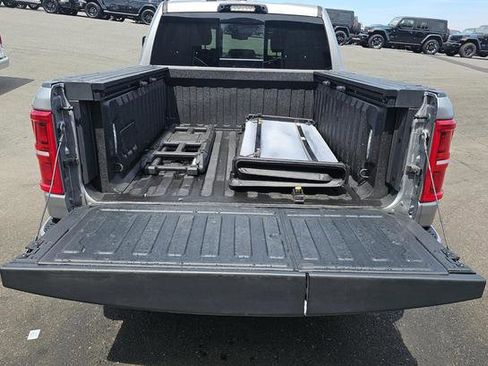 Used 2025 RAM 1500 Limited AWD/4WD image 11