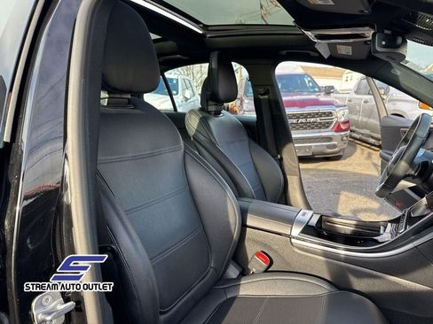 Used 2025 Mercedes-Benz C 300 4MATIC Sedan image 39