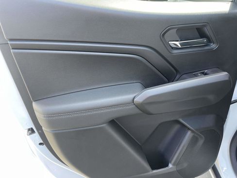 New 2026 GMC Canyon Elevation image 17