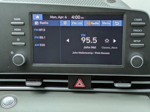 New 2026 Hyundai Elantra SEL Sport Premium FWD image 27