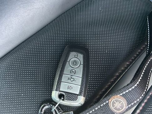 Used 2019 Ford F150 Platinum w/ Equipment Group 701A Luxury image 24