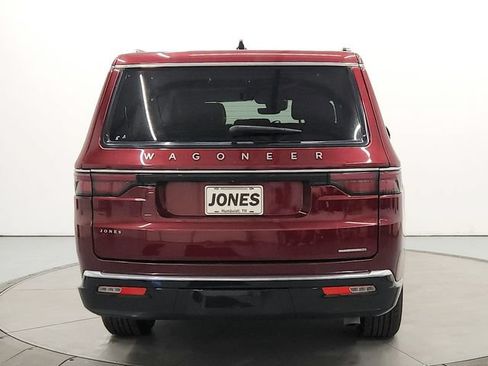 Used 2024 Jeep Wagoneer L Series II w/ Flexible Seating Group AWD/4WD image 6