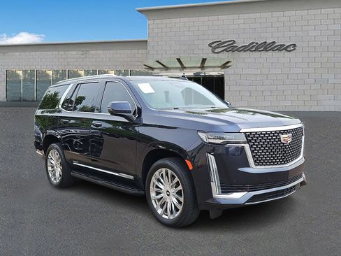 Used 2021 Cadillac Escalade Premium Luxury w/ Performance Package AWD/4WD image 3